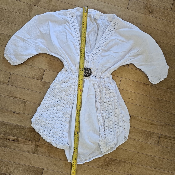 White Beach Dress - Picture 2 of 6